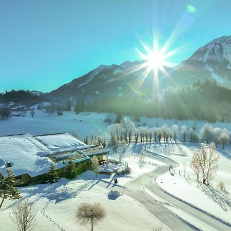 Sportpension Goldegg Exterior photo