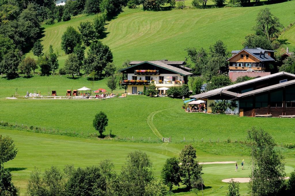 Sportpension Goldegg Exterior photo