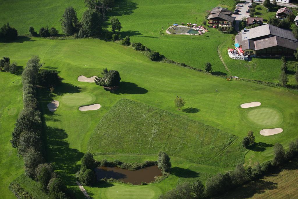 Sportpension Goldegg Exterior photo